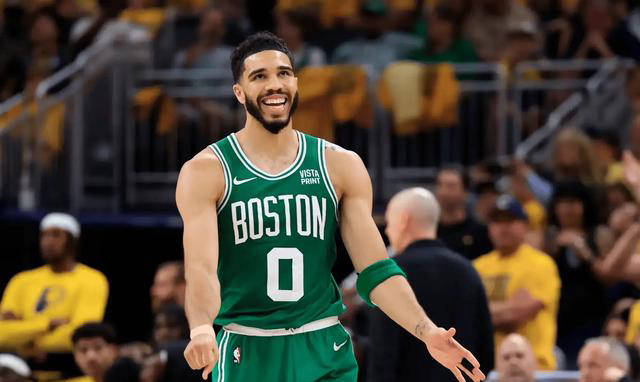 包含塔图姆重要时刻表现优异,美国队带队取胜!热度持续攀升的词条 包含塔图姆重要时刻表现优异,美国队带队取胜!热度持续攀升的词条