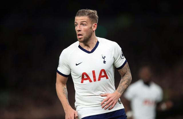 包含集结日莱比锡更衣室发声：足总杯节点到来，信心回归，阵容厚度经受考验的词条