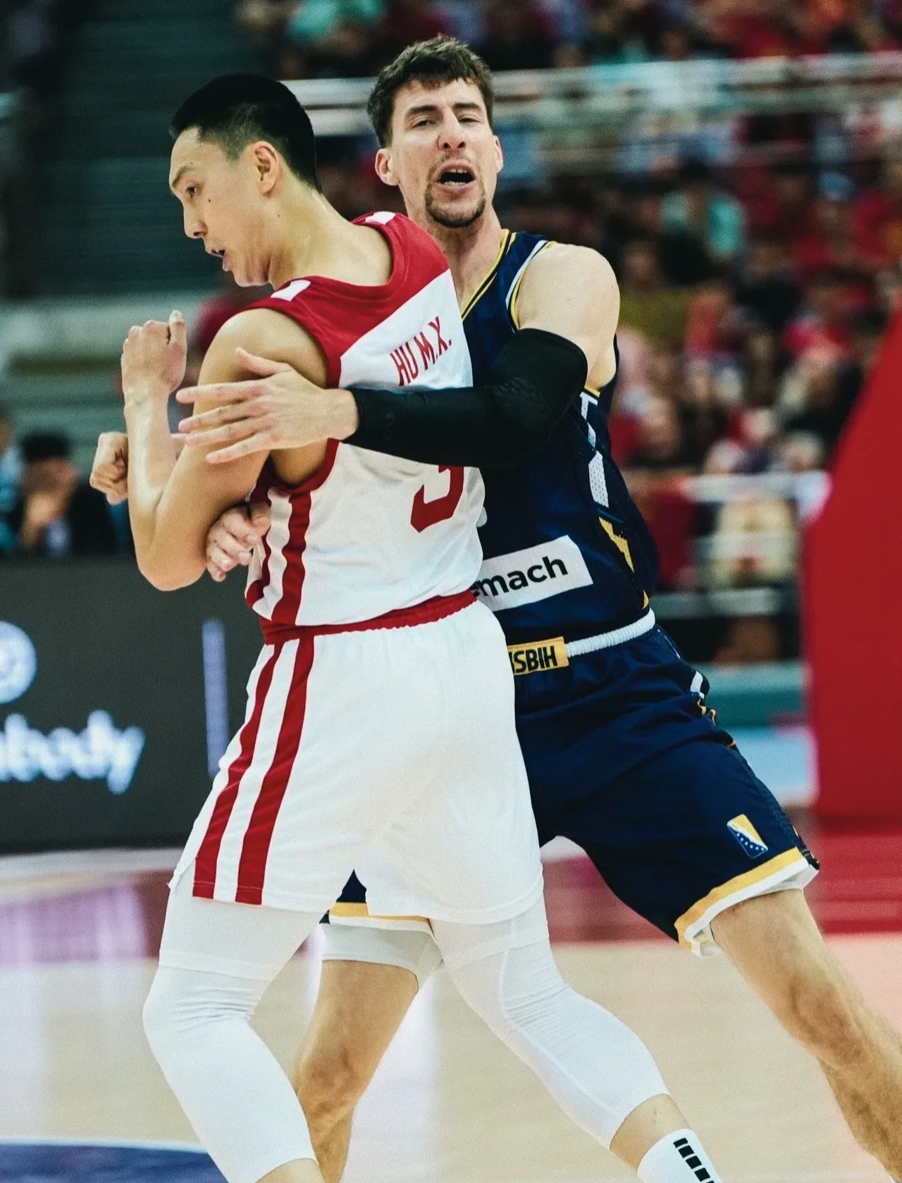  关键时刻意甲传出新动向；深圳男篮再遭质疑；管理层表态——震撼外界；高层口径保持一致