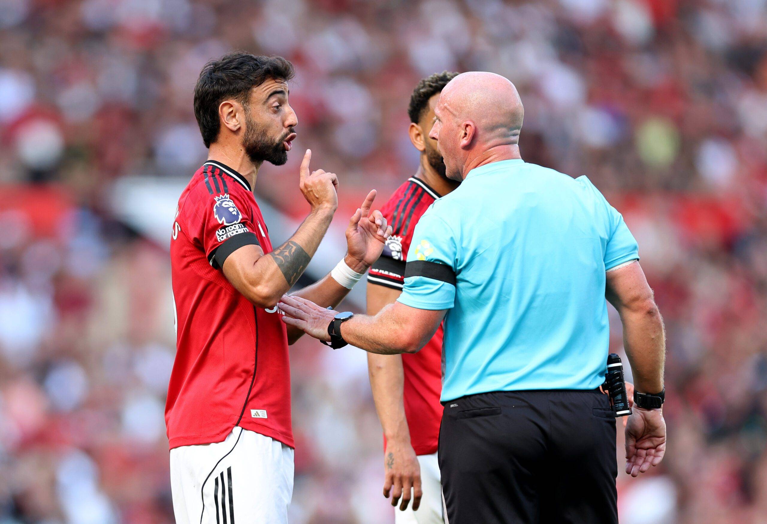 内马尔在曼联比赛中突破纪录,赛事规则更新引发热议!的简单介绍 内马尔在曼联比赛中突破纪录,赛事规则更新引发热议!的简单介绍